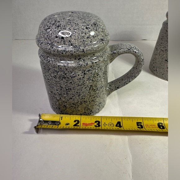 HOAN CERAMIC SPONGE WARE SALT & PEPPER SET MADE IN TAIWAN - Picture 12 of 14